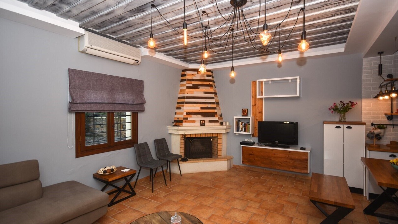 Photo of Livingroom in Astratigos