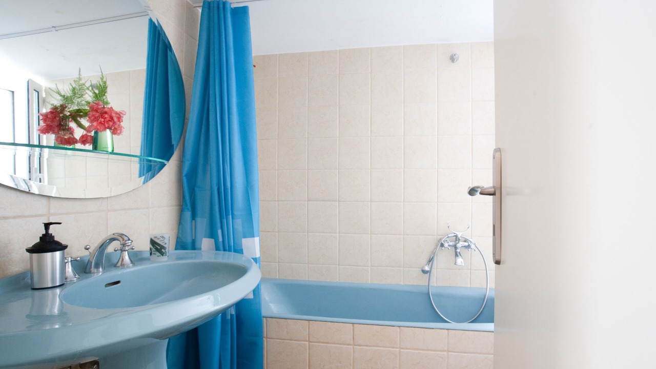 Photo of Bathroom in Nea Smirni