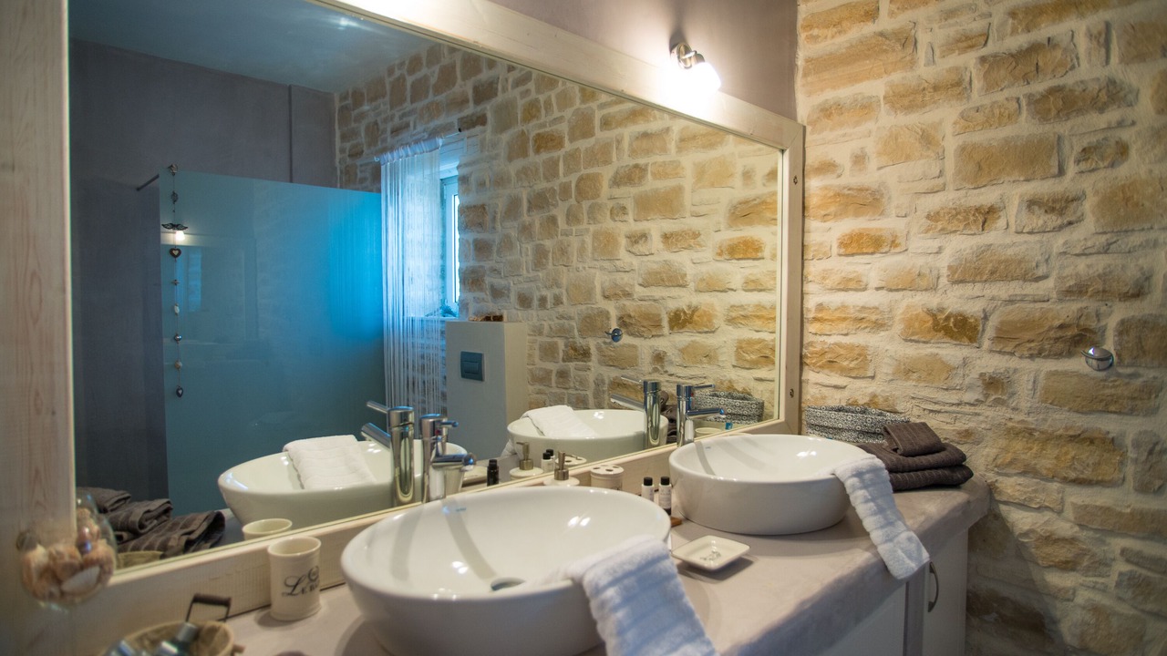 Photo of Bathroom in Pitsidia