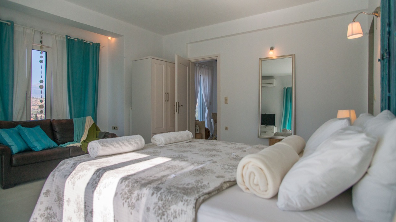 Photo of Bedroom in Pitsidia