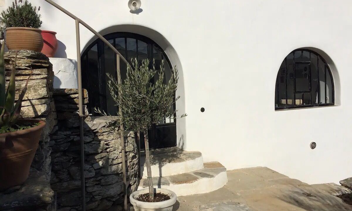 Photo of Outdoor in Smardakito