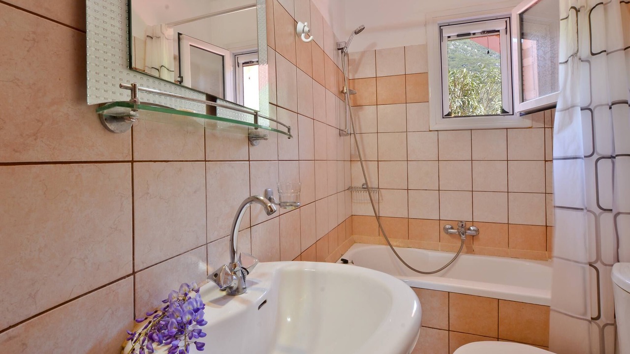 Photo of Bathroom in Agios Matthaios