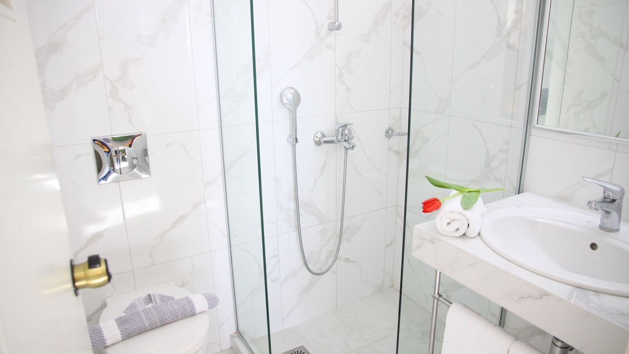 Photo of Bathroom in Platanes