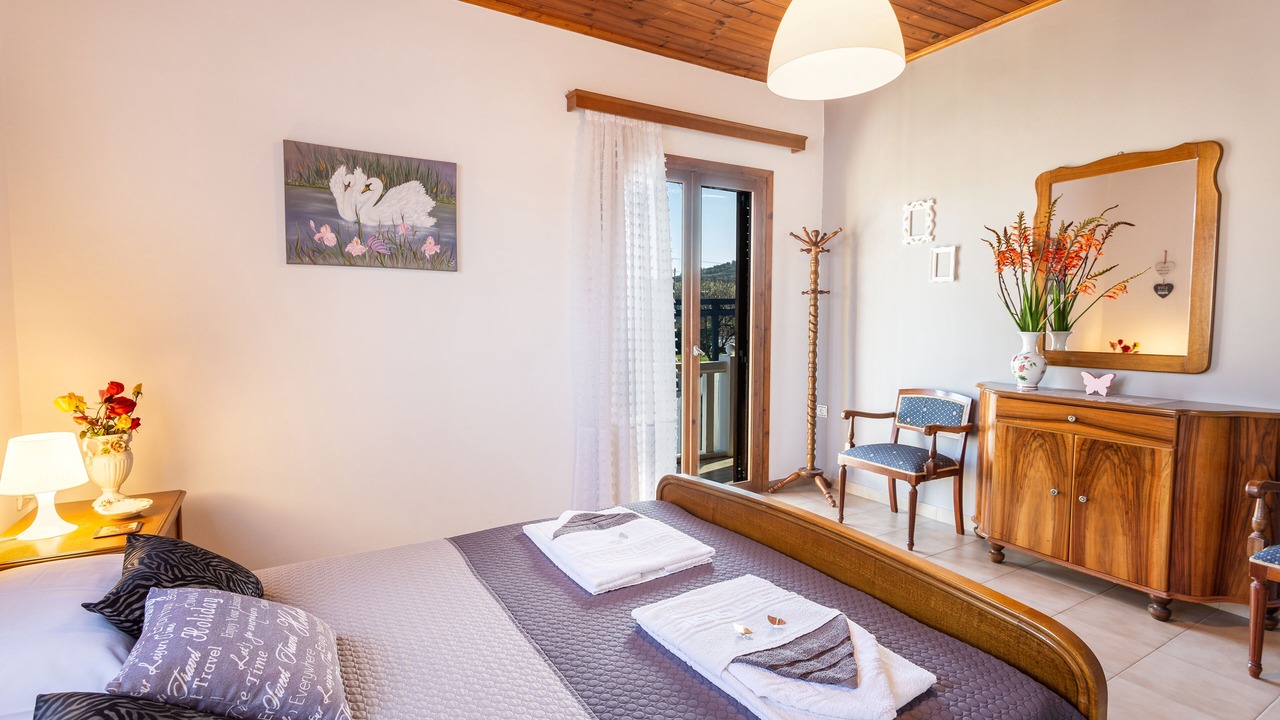 Photo of Bedroom in Platanias Town
