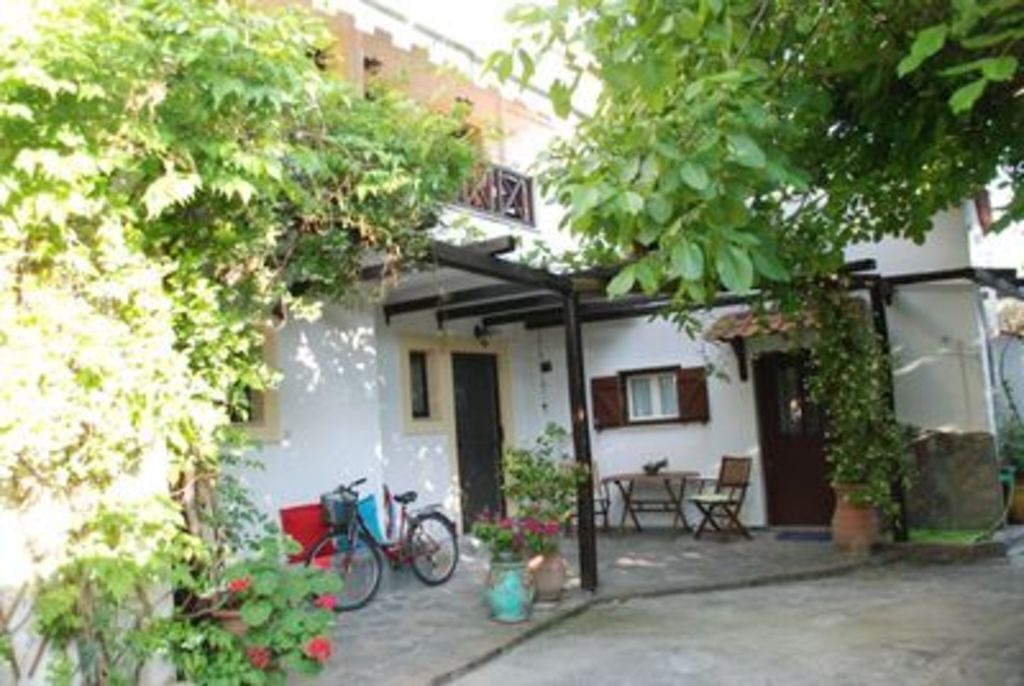 Photo of Outdoor in Aravissos