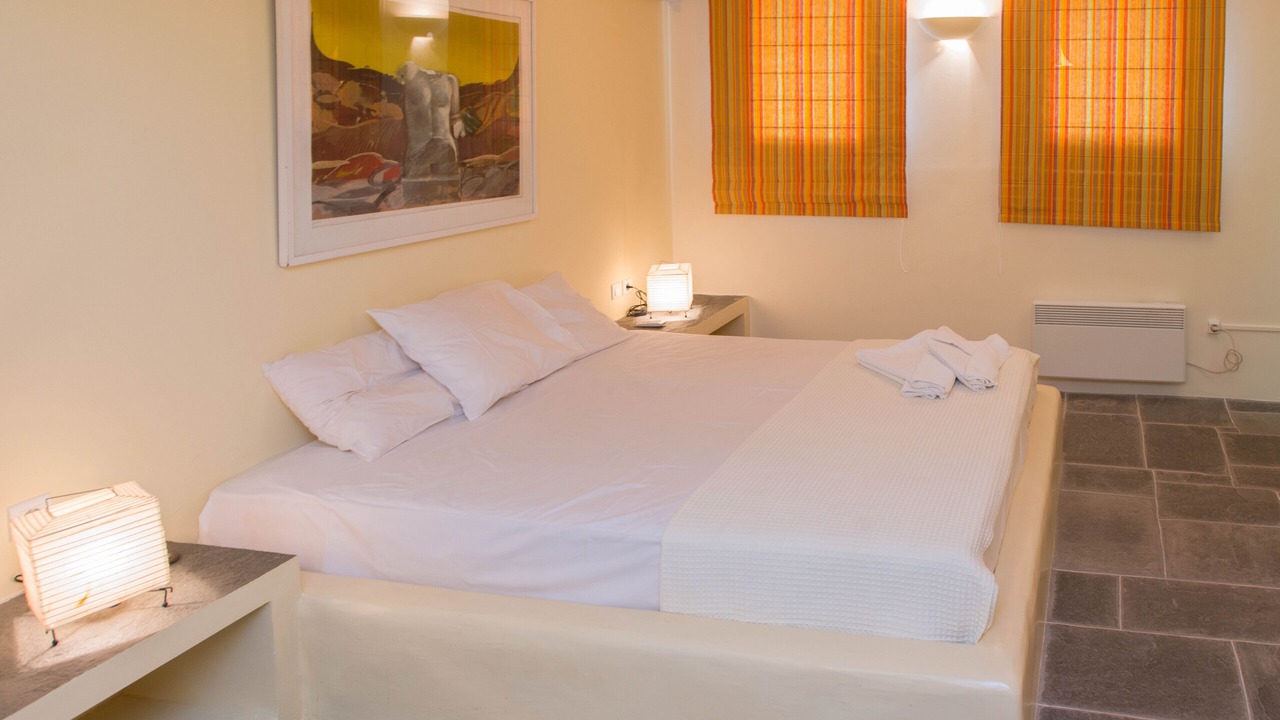 Photo of Bedroom in Kamares