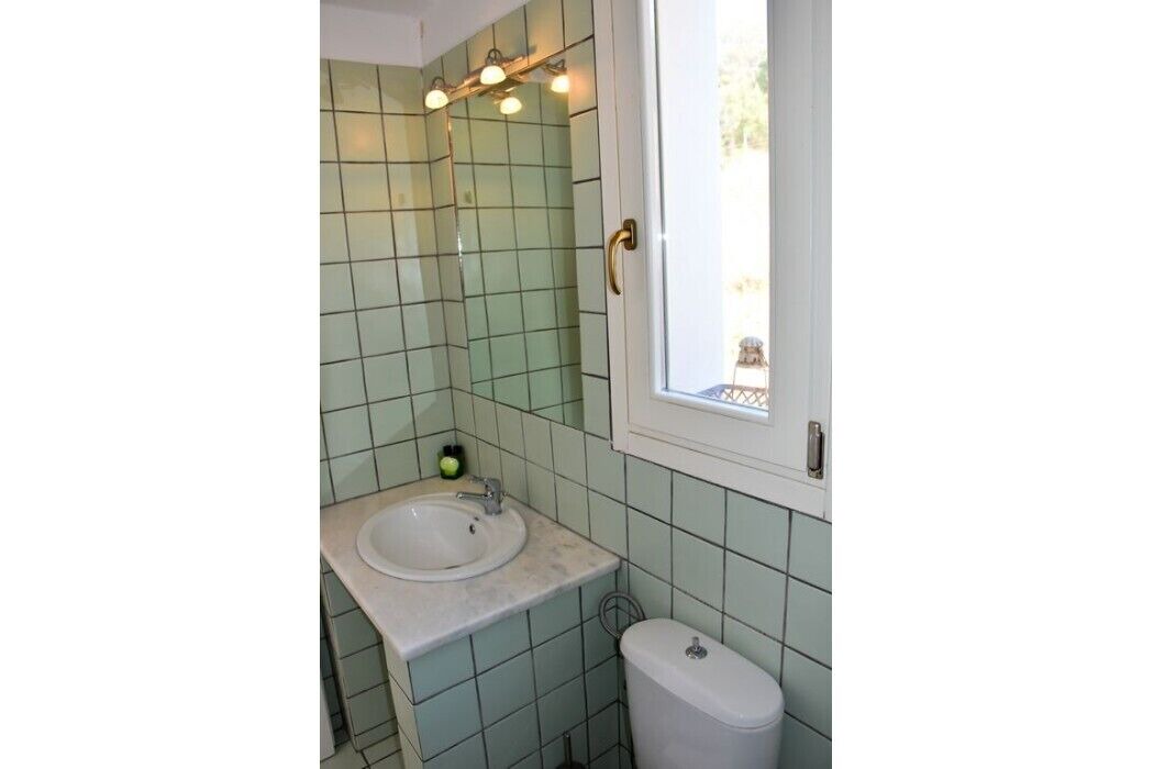 Photo of Bathroom in Pitrofos