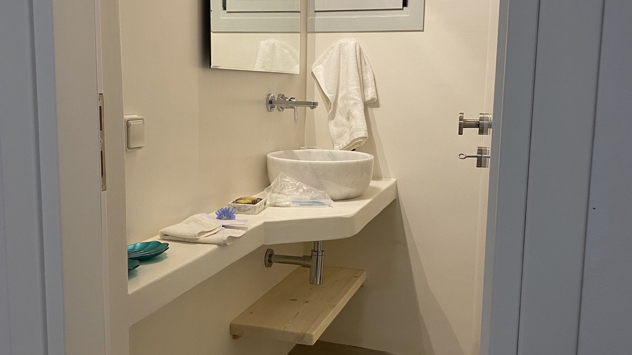 Photo of Bathroom in Elia