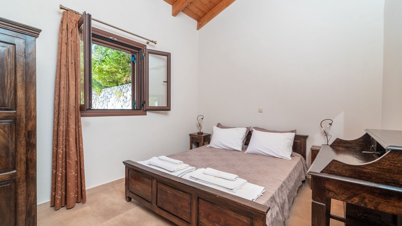 Photo of Bedroom in Evgiros