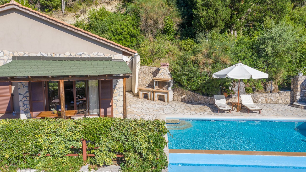 Photo of Outdoor in Evgiros