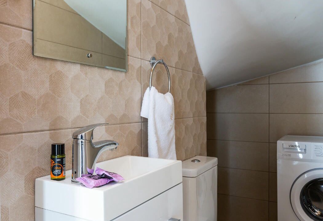 Photo of Bathroom in Zerviana