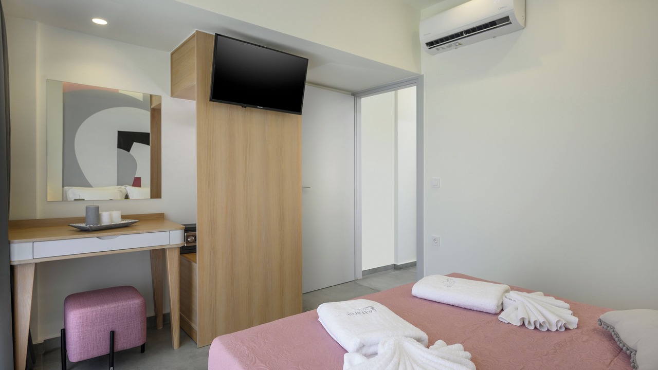 Photo of Bedroom in Platanias Town