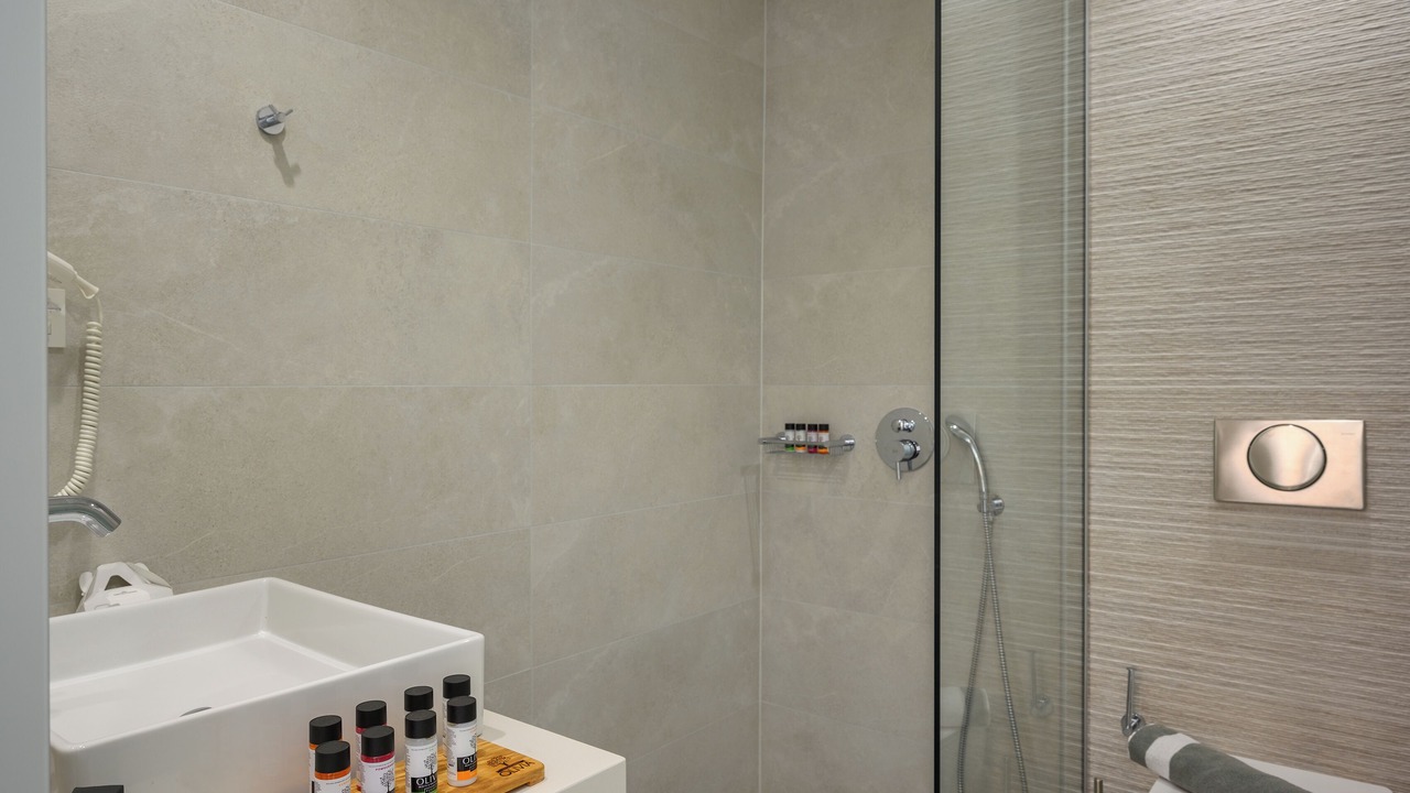 Photo of Bathroom in Platanias Town