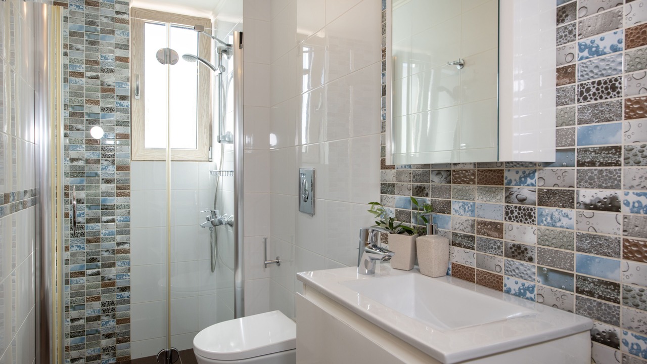 Photo of Bathroom in Gouvai