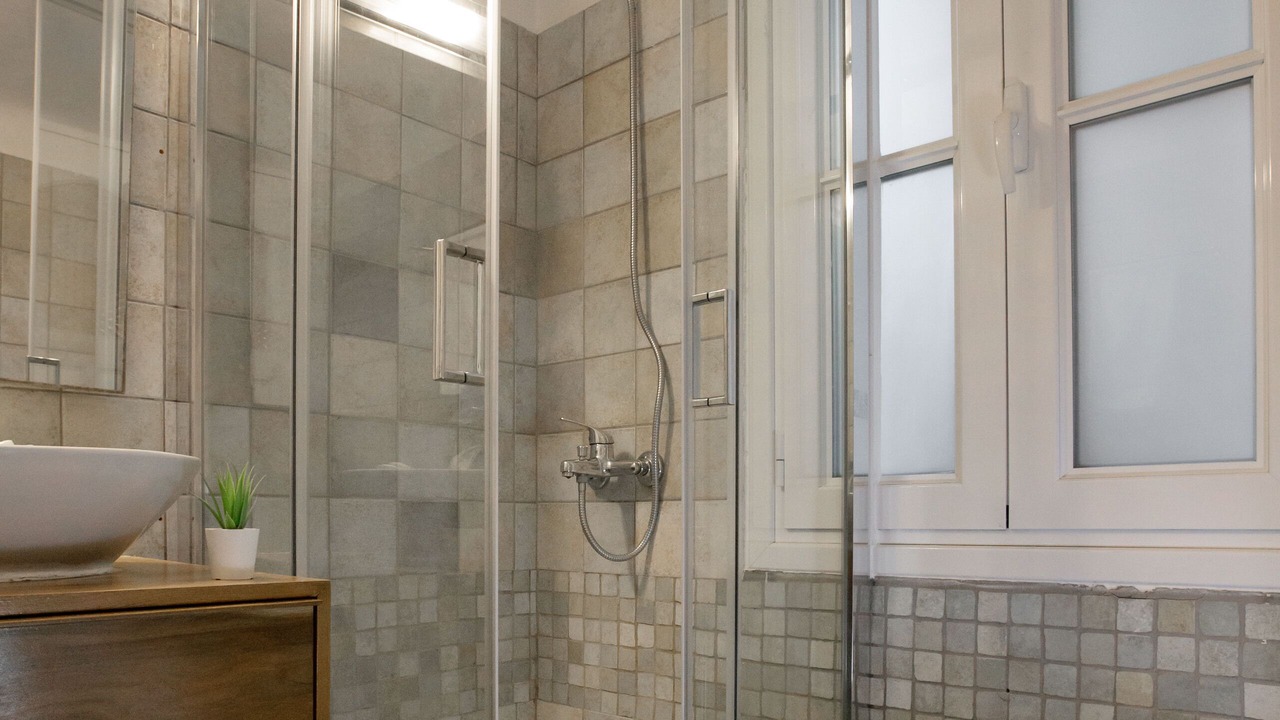 Photo of Bathroom in Plaka