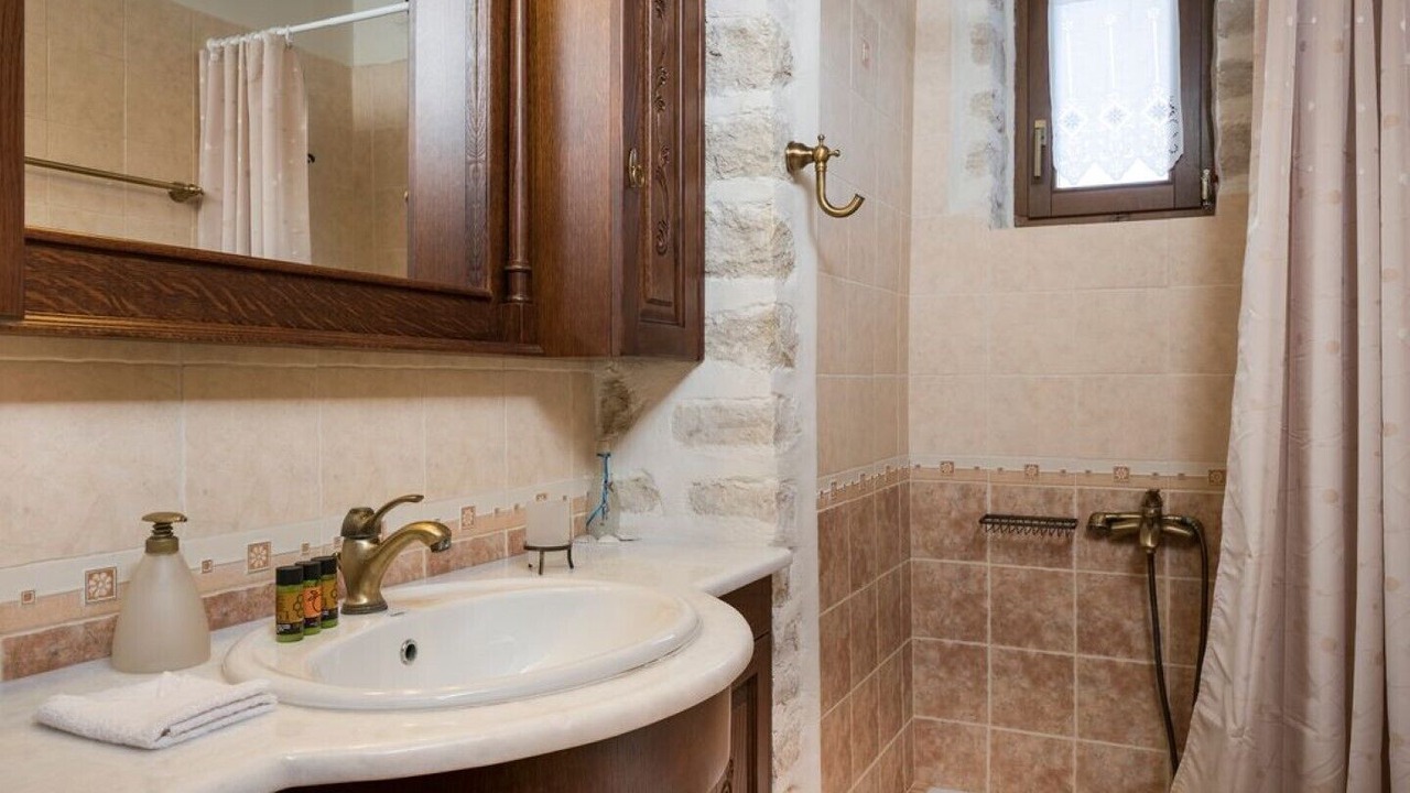 Photo of Bathroom in Vamos