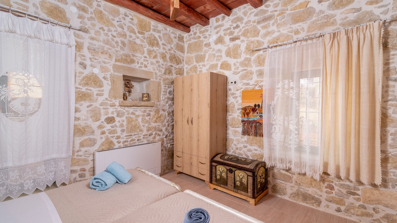 Photo of Bedroom in Pitsidia