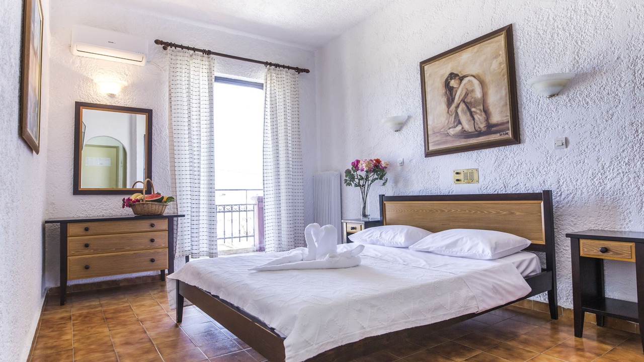Photo of Bedroom in Platanes