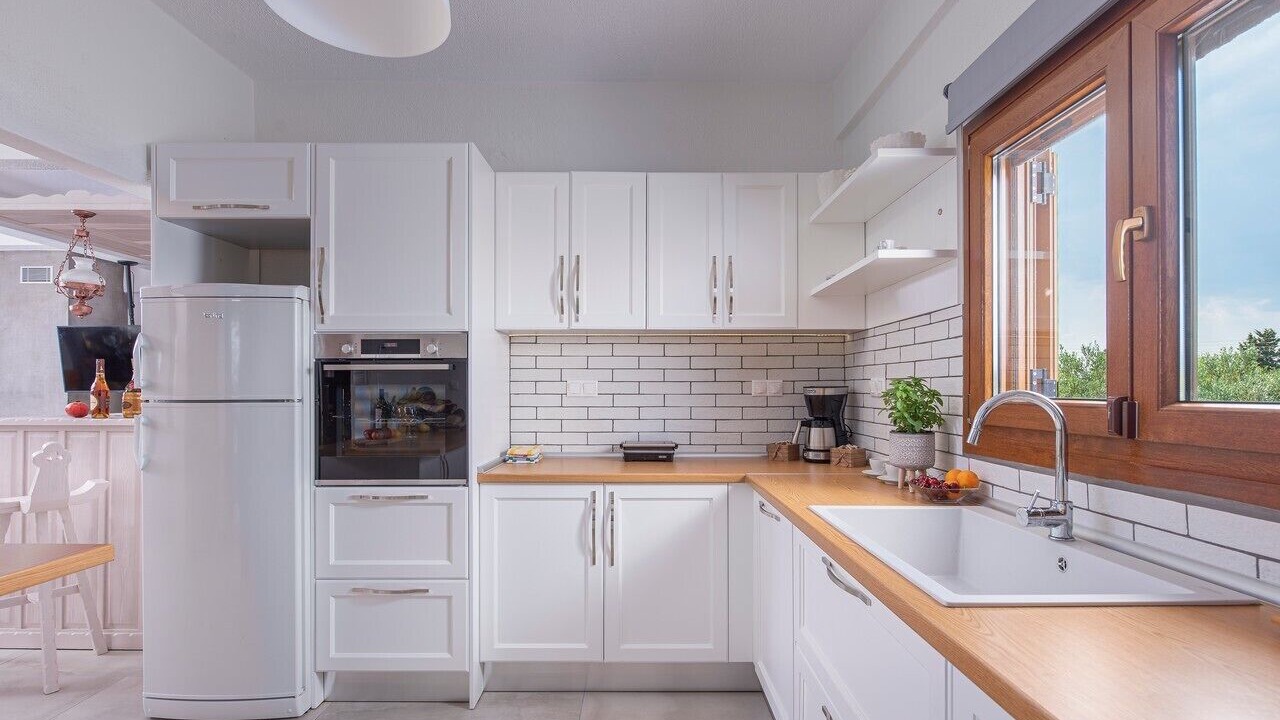 Photo of Kitchen in Kalivia Poliyirou