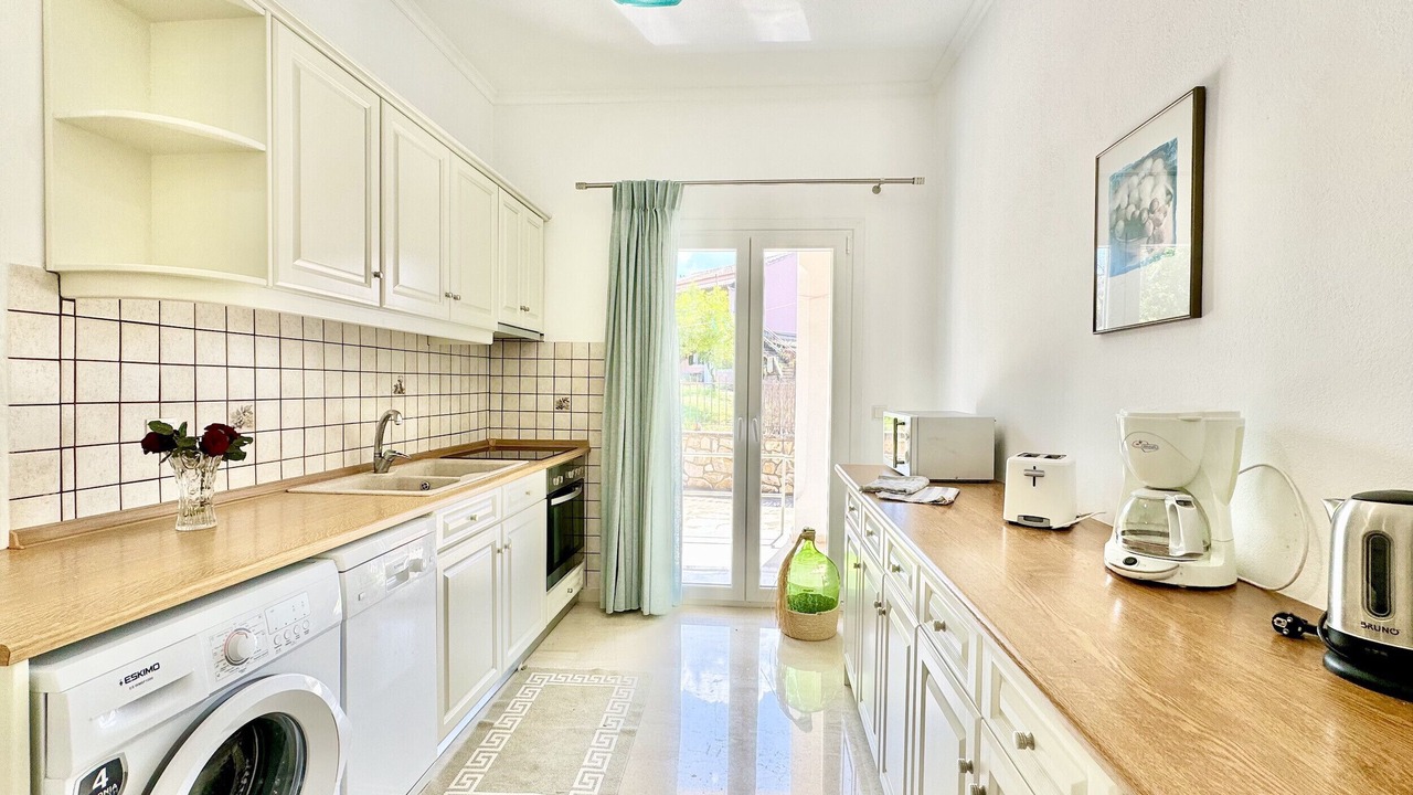 Photo of Kitchen in Kassiopi