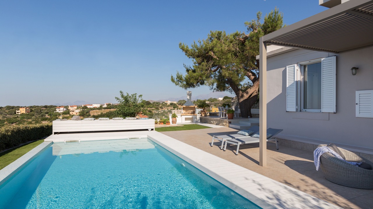Photo of Outdoor in Roussospiti