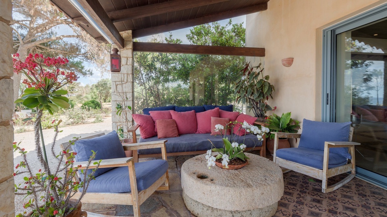 Photo of Patio Balcony in Vromonerion