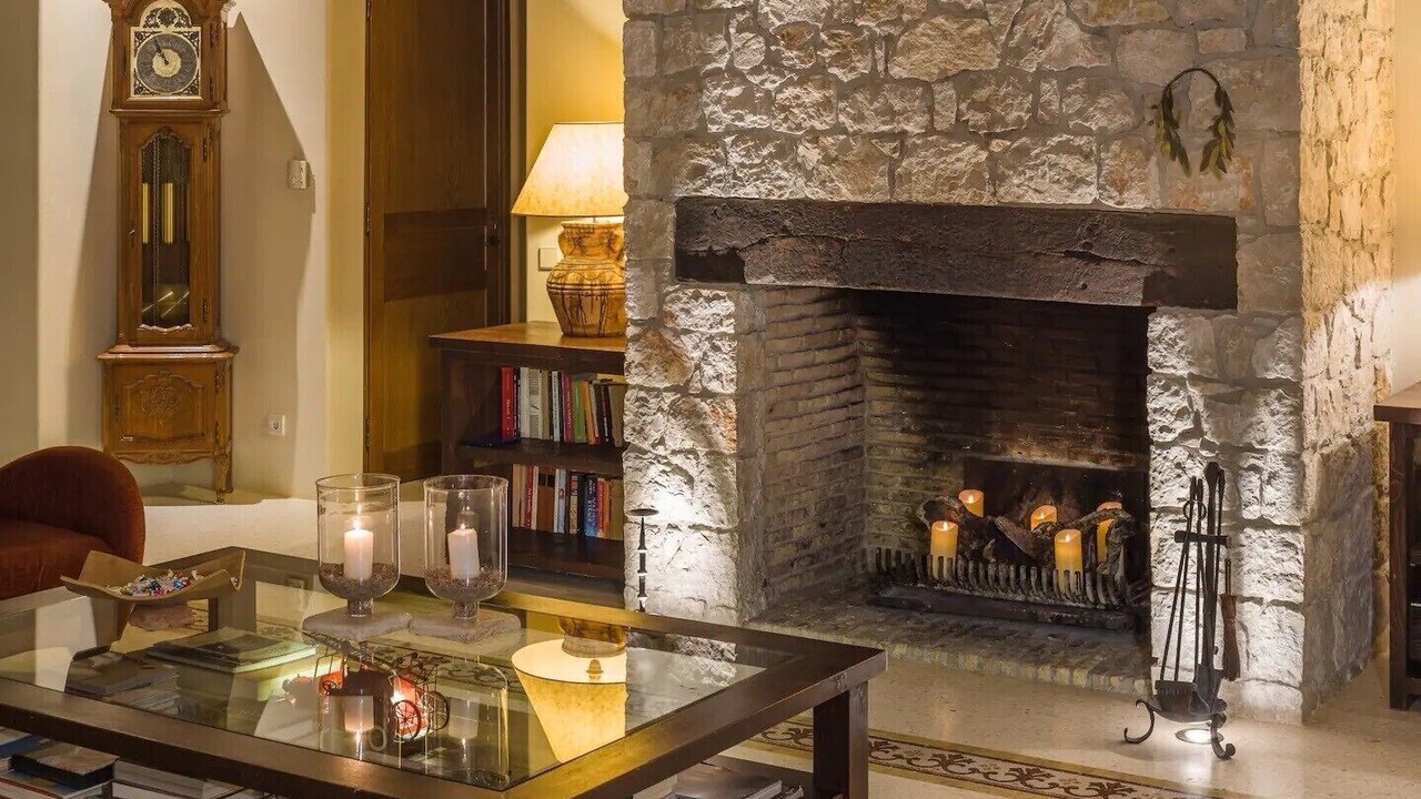 Photo of Livingroom in Vromonerion