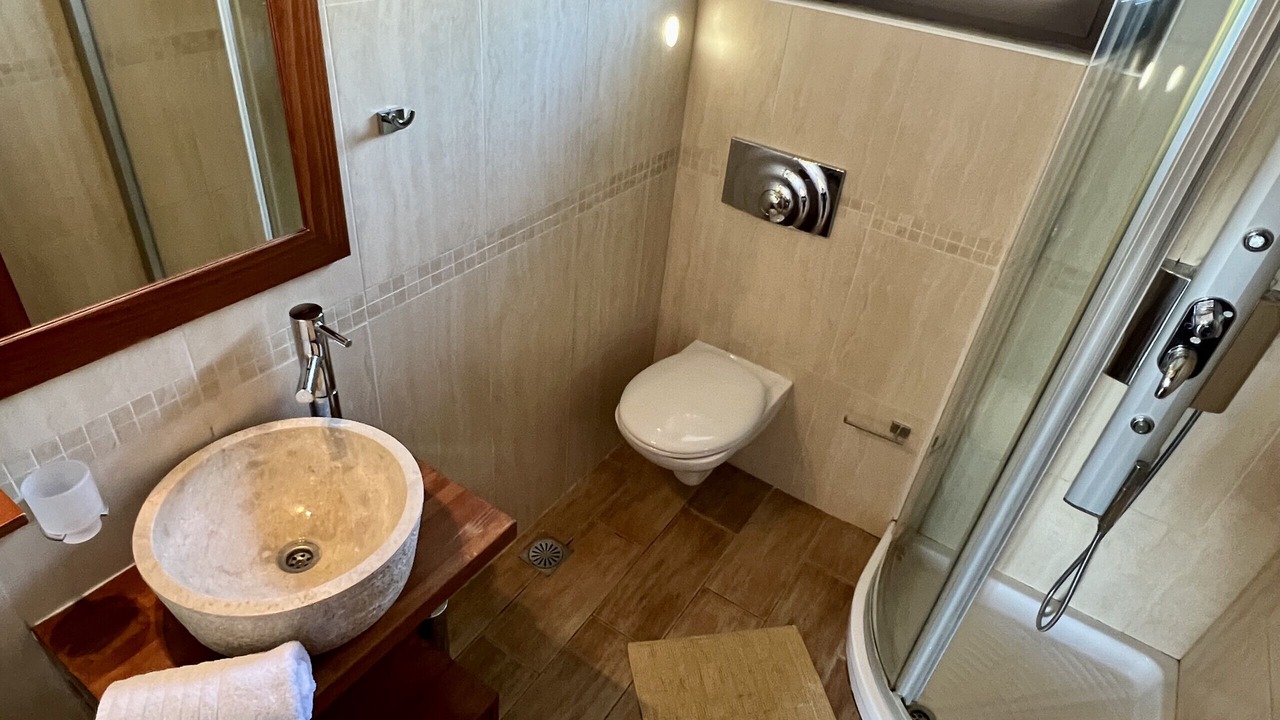 Photo of Bathroom in Kokkinon Khorion