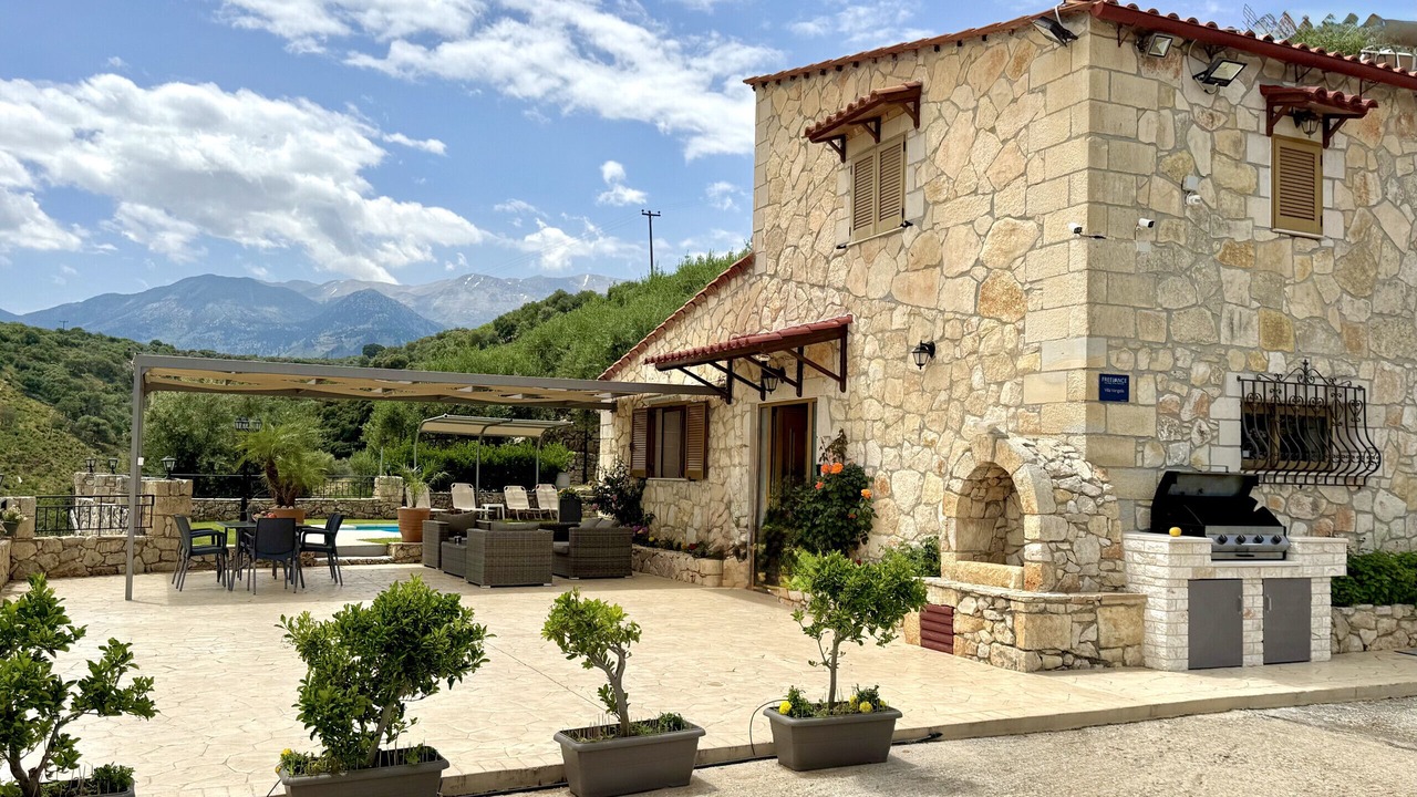 Photo of Outdoor in Samonas