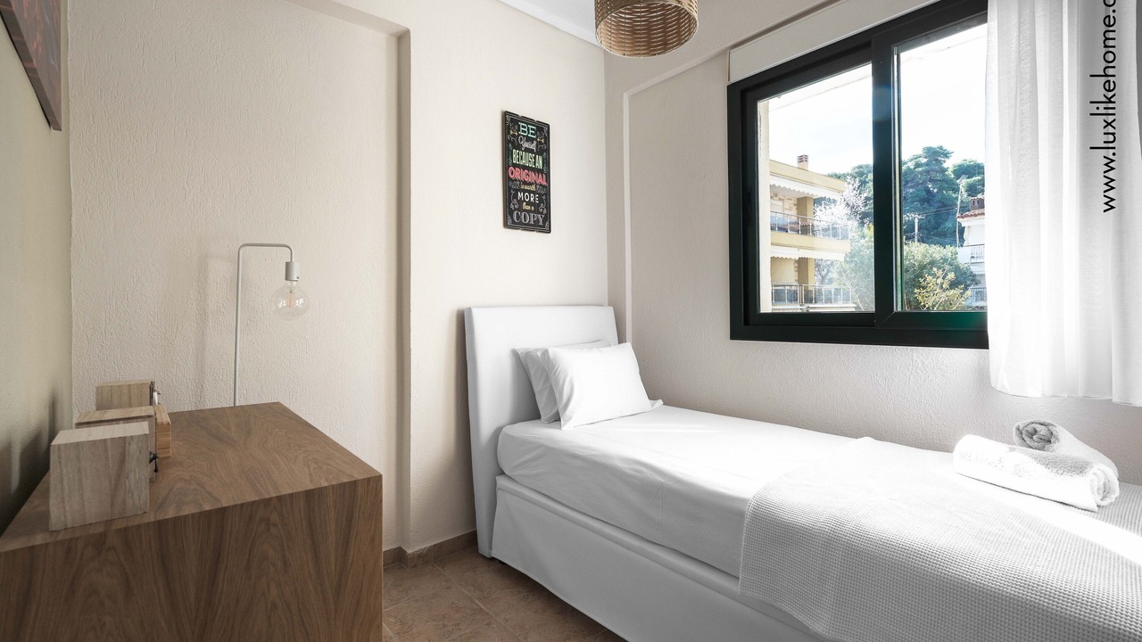 Photo of Bedroom in Polichrono