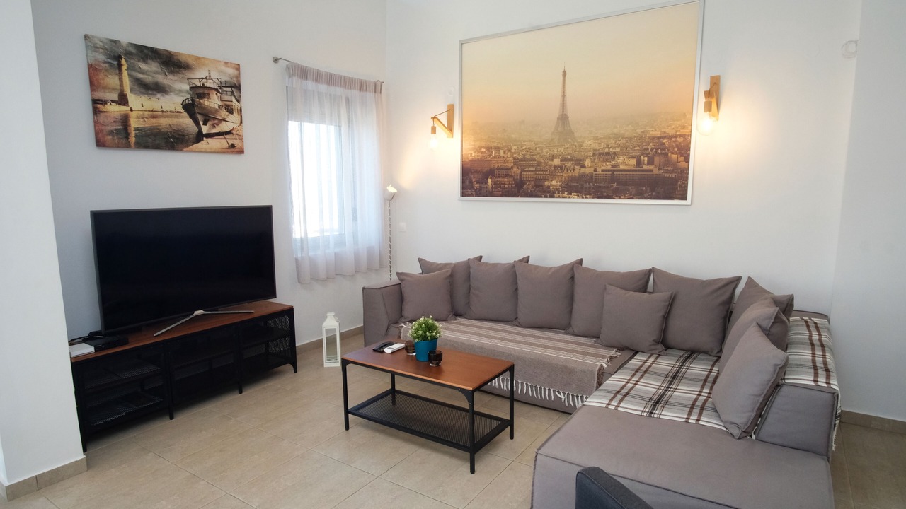 Photo of Livingroom in Atsipópoulon