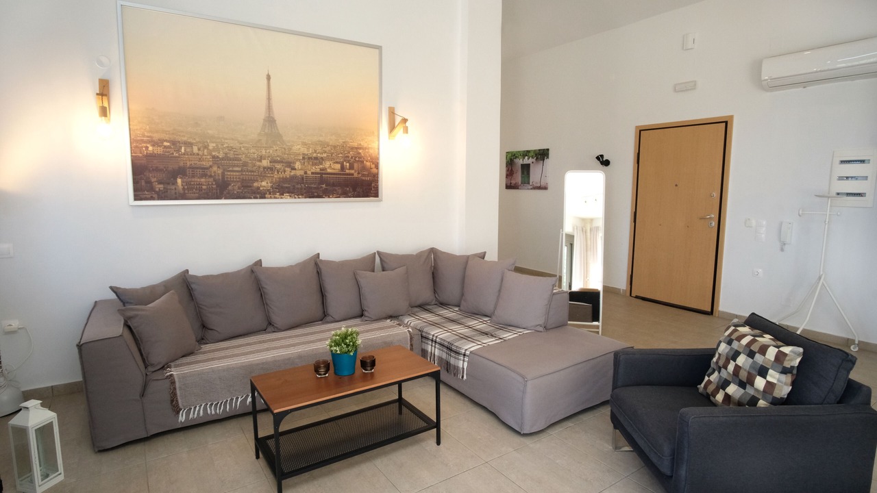 Photo of Livingroom in Atsipópoulon