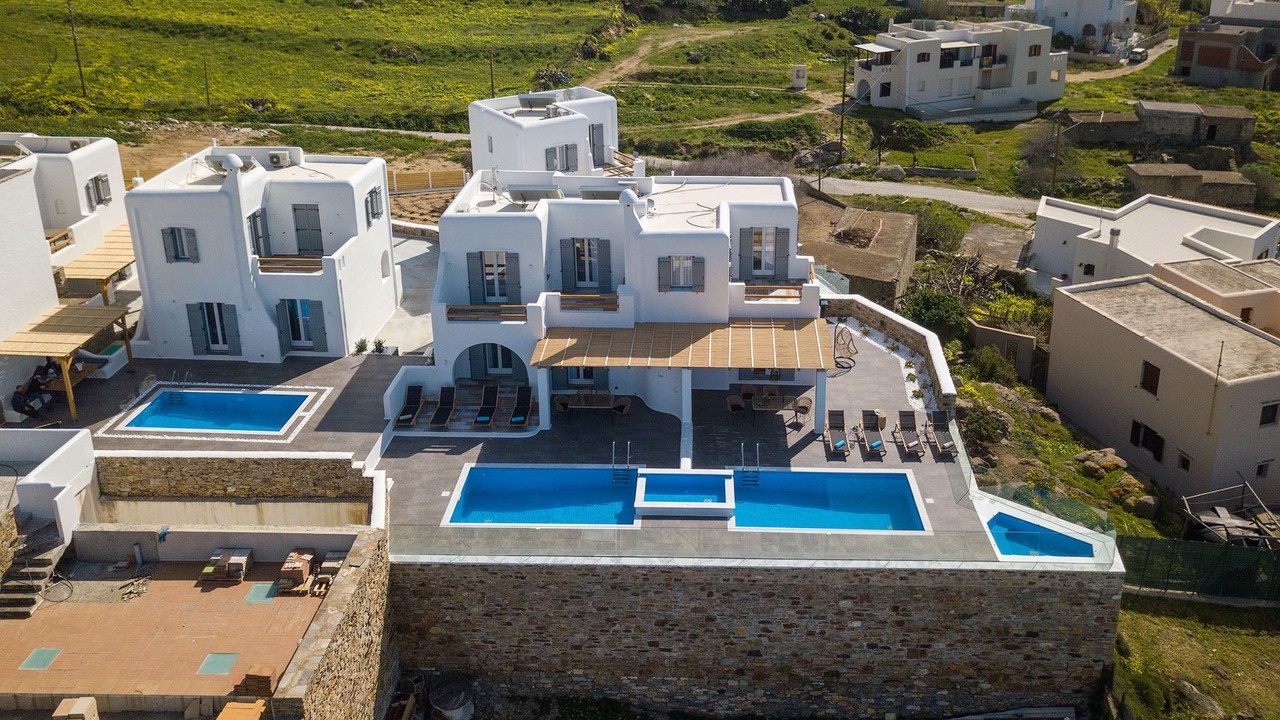 Photo of Outdoor in Glinado