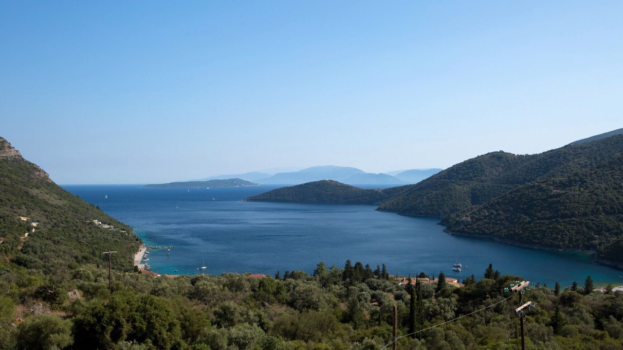 Photo of Others in Mikros Gialos