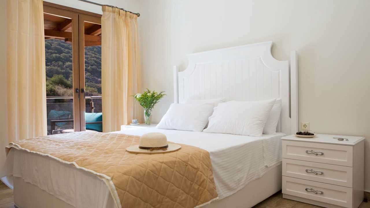 Photo of Bedroom in Mikros Gialos
