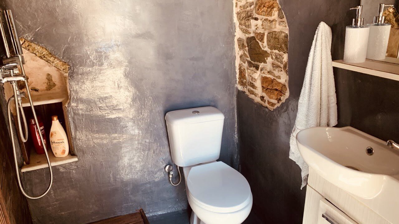 Photo of Bathroom in Asklipiio