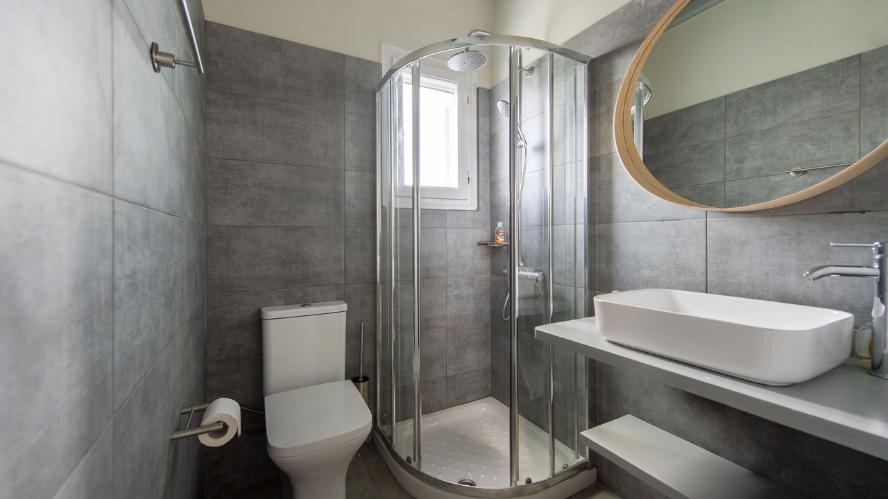 Photo of Bathroom in Ampelas
