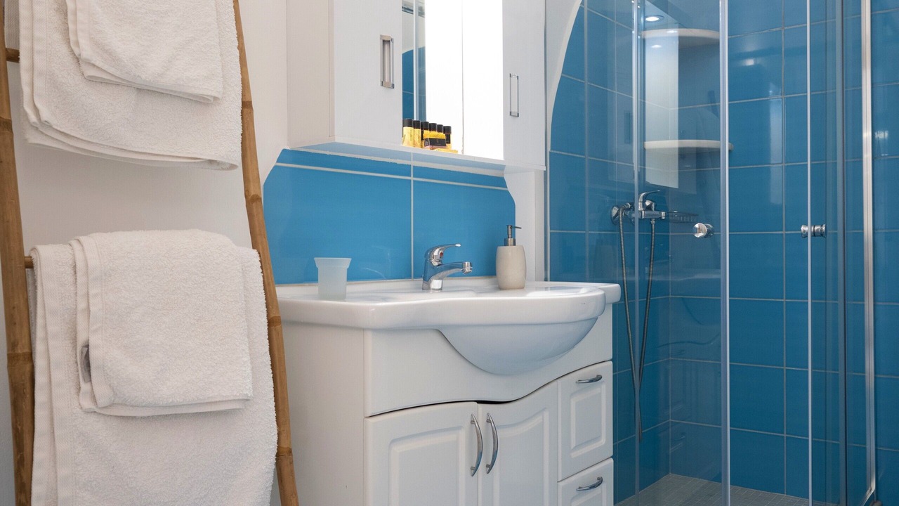 Photo of Bathroom in Ano Mera