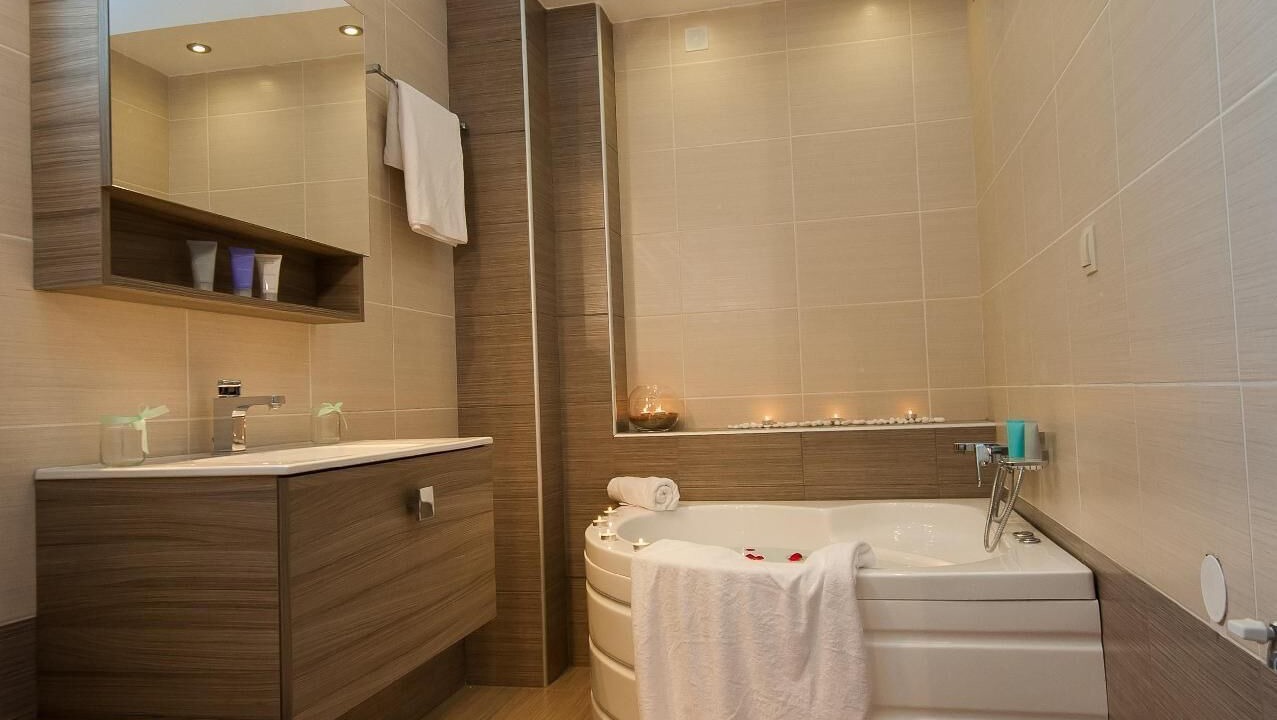 Photo of Bathroom in Adele