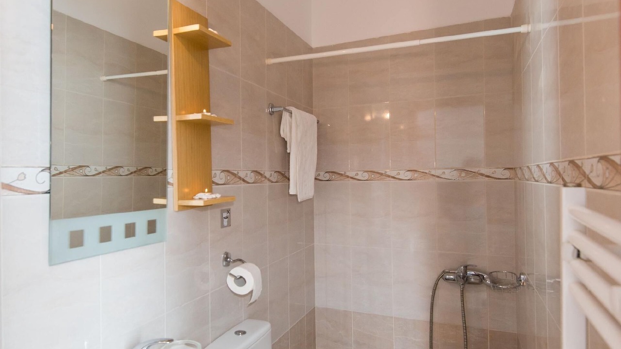 Photo of Bathroom in Dilofo