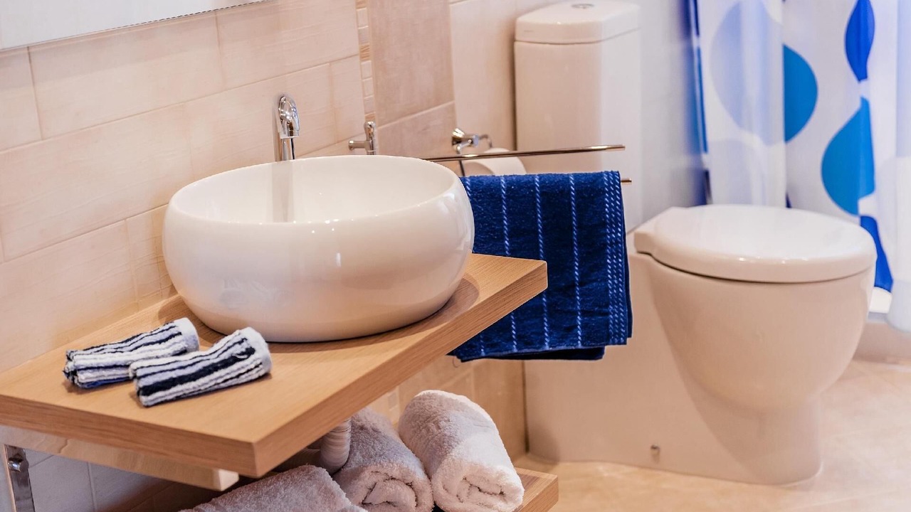 Photo of Bathroom in Asgourou