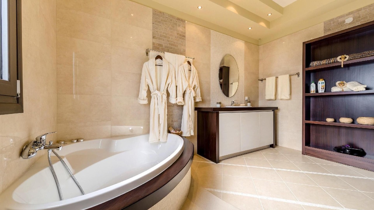 Photo of Bathroom in Asgourou
