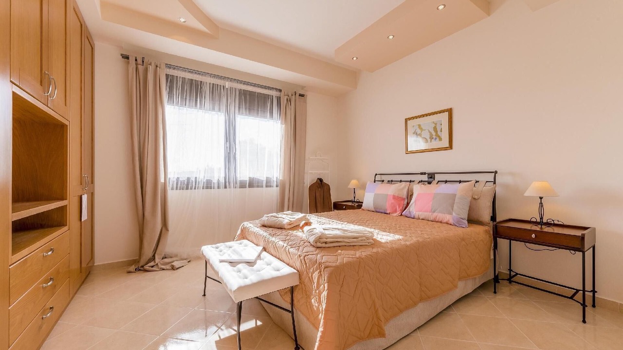 Photo of Bedroom in Asgourou