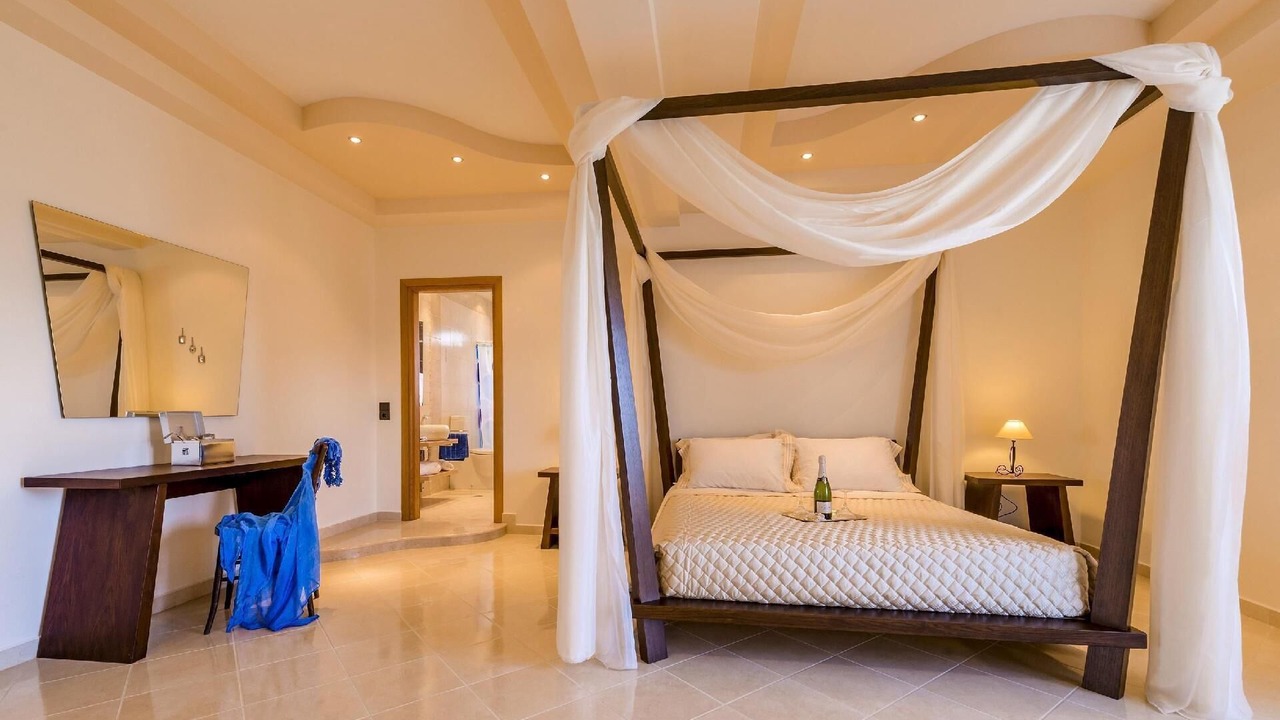 Photo of Bedroom in Asgourou