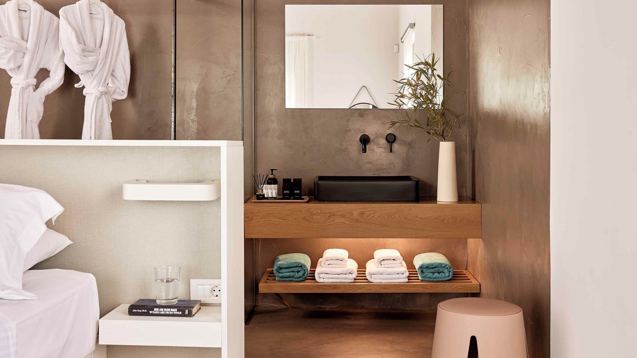 Photo of Bedroom in Alikianos