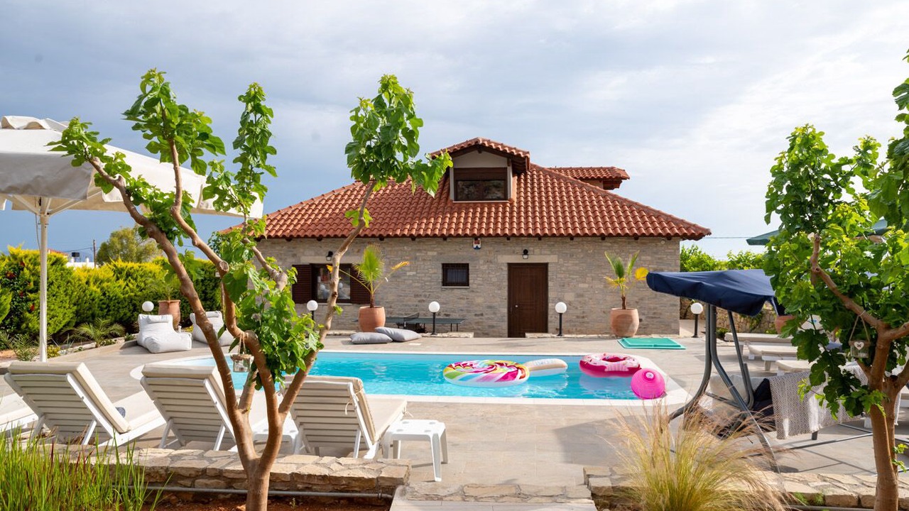 Photo of Outdoor in Gouvai