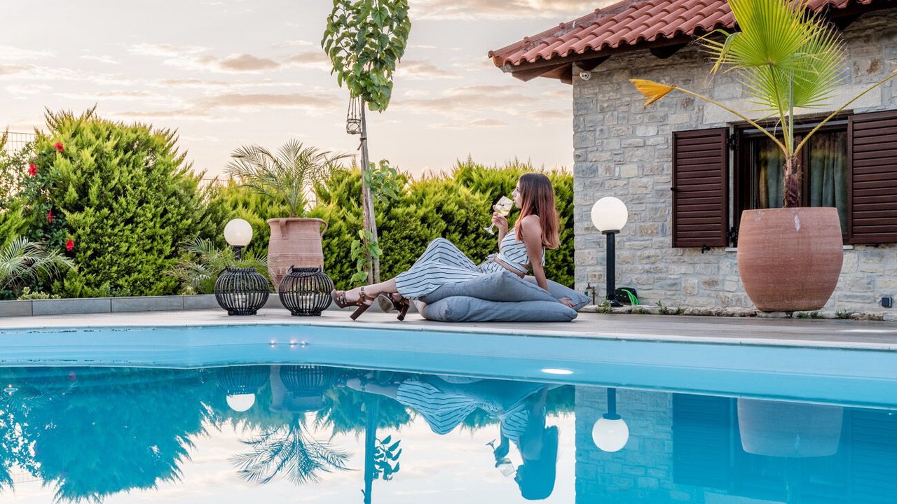 Photo of Patio Balcony in Gouvai