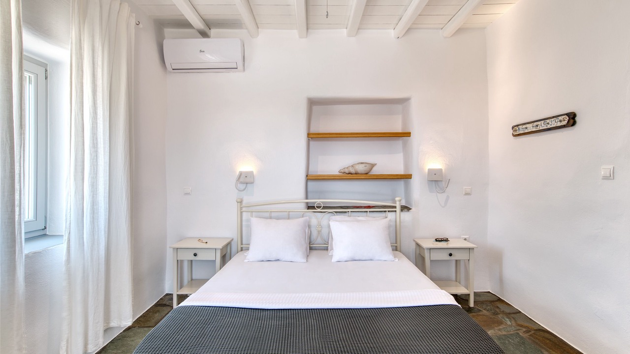 Photo of Bedroom in Ampelas