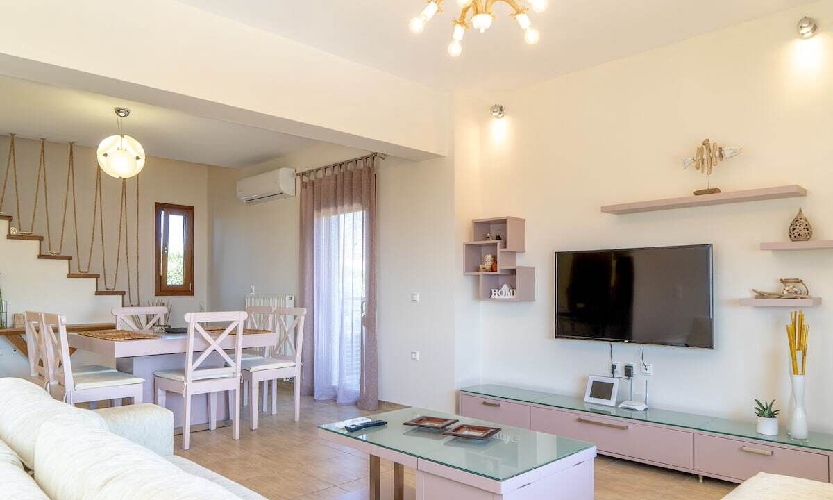 Photo of Livingroom in Makry Gialos