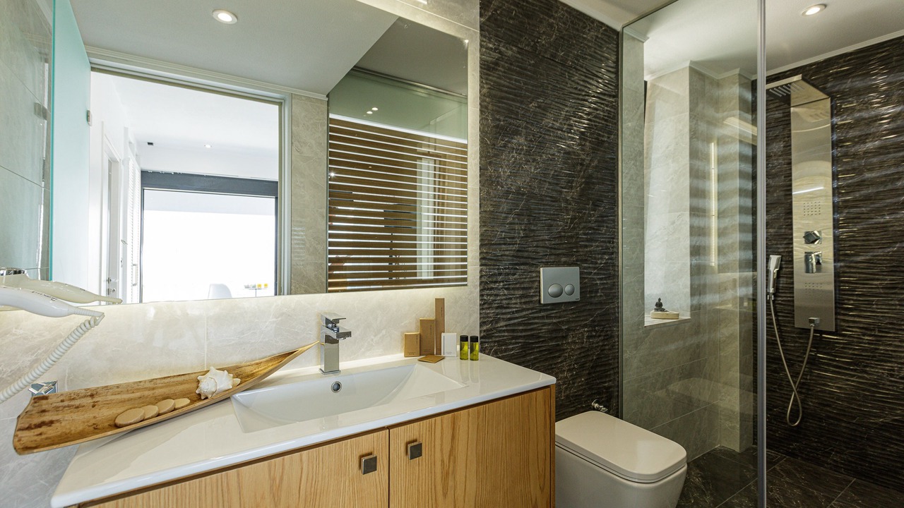 Photo of Bathroom in Halepa